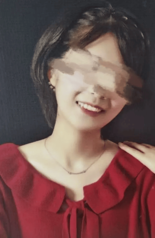 遭同小区居民持刀袭击身亡<strong></p>
<p>挖比特币</strong>，27岁女子在家门口遇害案需重新取证，择日开庭审理