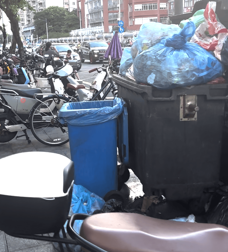 深圳一医院门口被指“举步维艰”<strong></p>
<p>火币交易平台</strong>！整治后记者实探:仍很堵