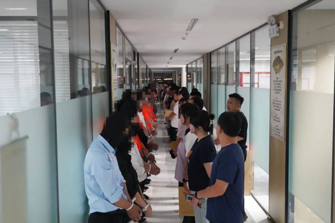 “大师”<strong></p>
<p>莱特币行情</strong>，你算到自己今天被抓了吗？