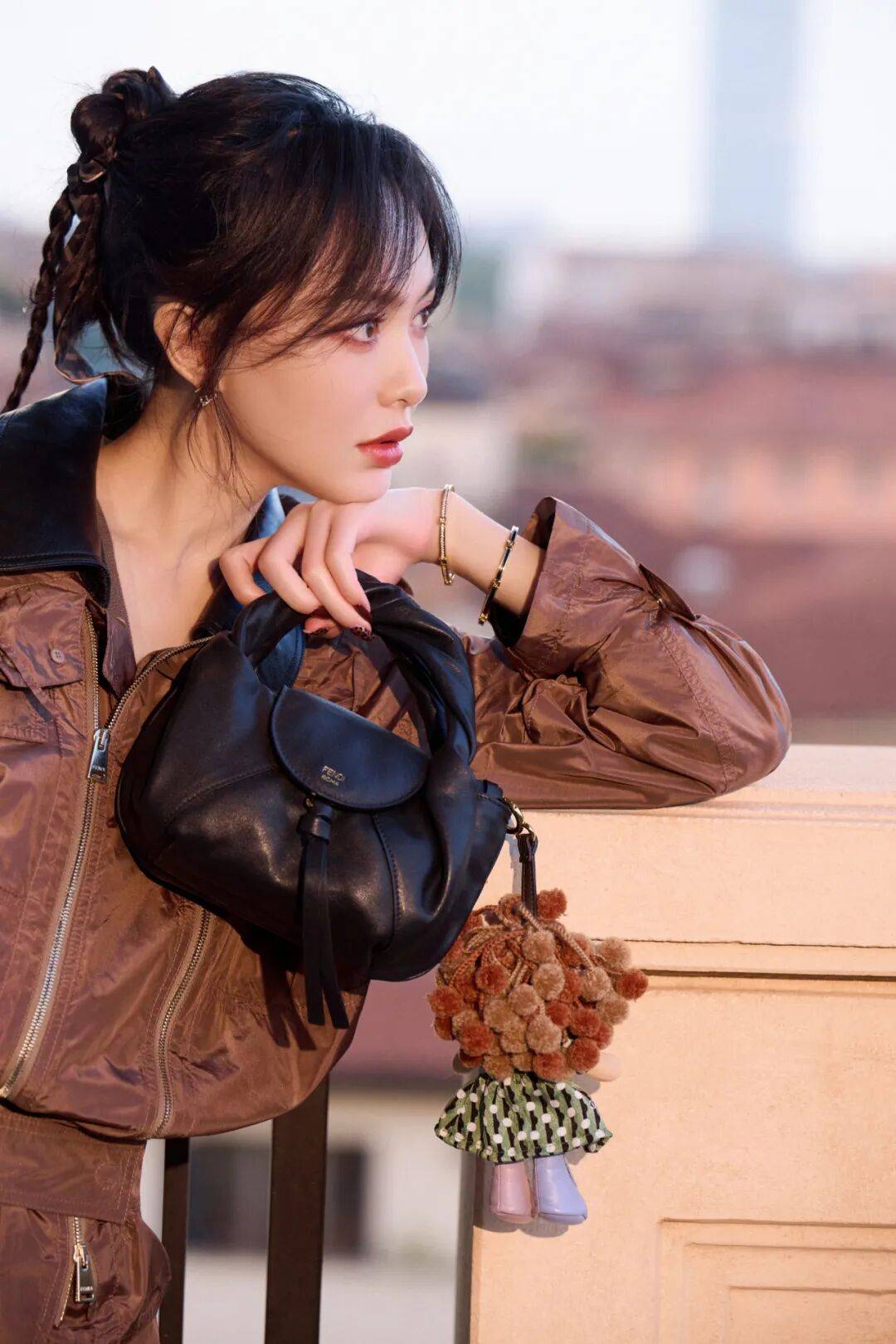 时装周上的女明星<strong></p>
<p>莱特币行情</strong>，秋冬氛围感一键封顶！