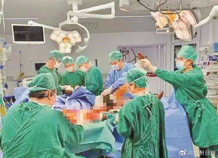 爆燃<strong></p>
<p>欧易app</strong>！深圳一男子电动自行车充电30秒全身烧伤90%