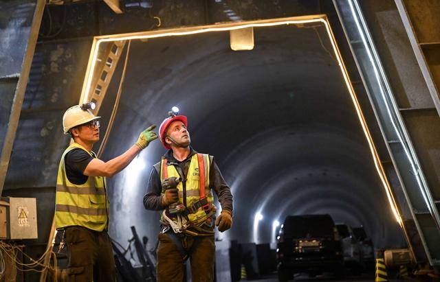 青年说 | 到中亚<strong></p>
<p>欧易平台</strong>,奔赴一场激动人心的“探秘”