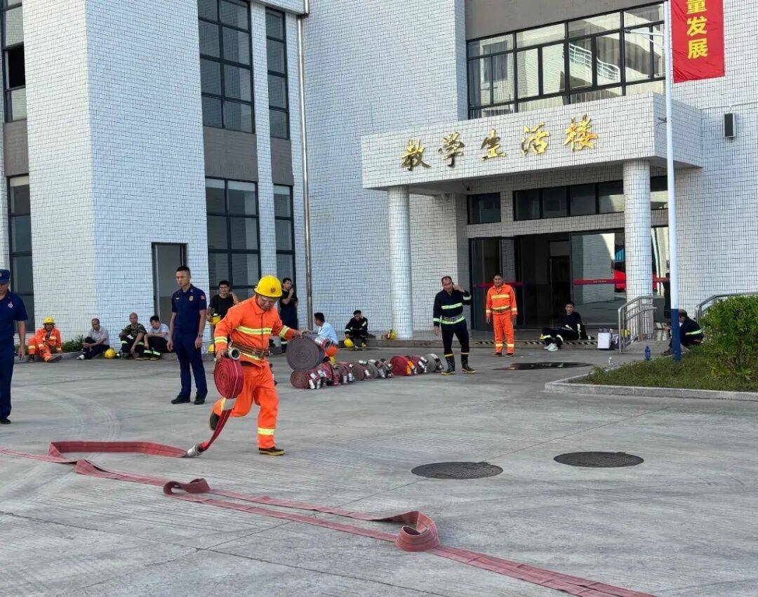 训考结合砺精兵<strong></p>
<p>欧易平台</strong>!高新区微型消防站技能培训暨考核顺利举行