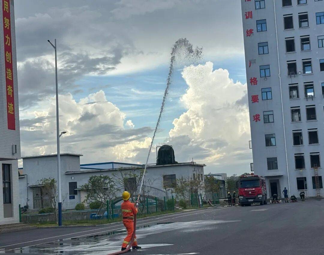 训考结合砺精兵<strong></p>
<p>欧易平台</strong>!高新区微型消防站技能培训暨考核顺利举行