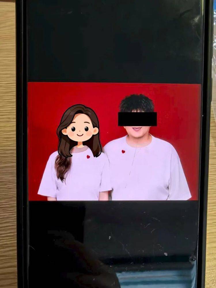 事发上海!女子崩溃“他昨晚还在我家吃饭”<strong></p>
<p>欧易交易所官网</strong>,聊天记录曝光诈骗细节