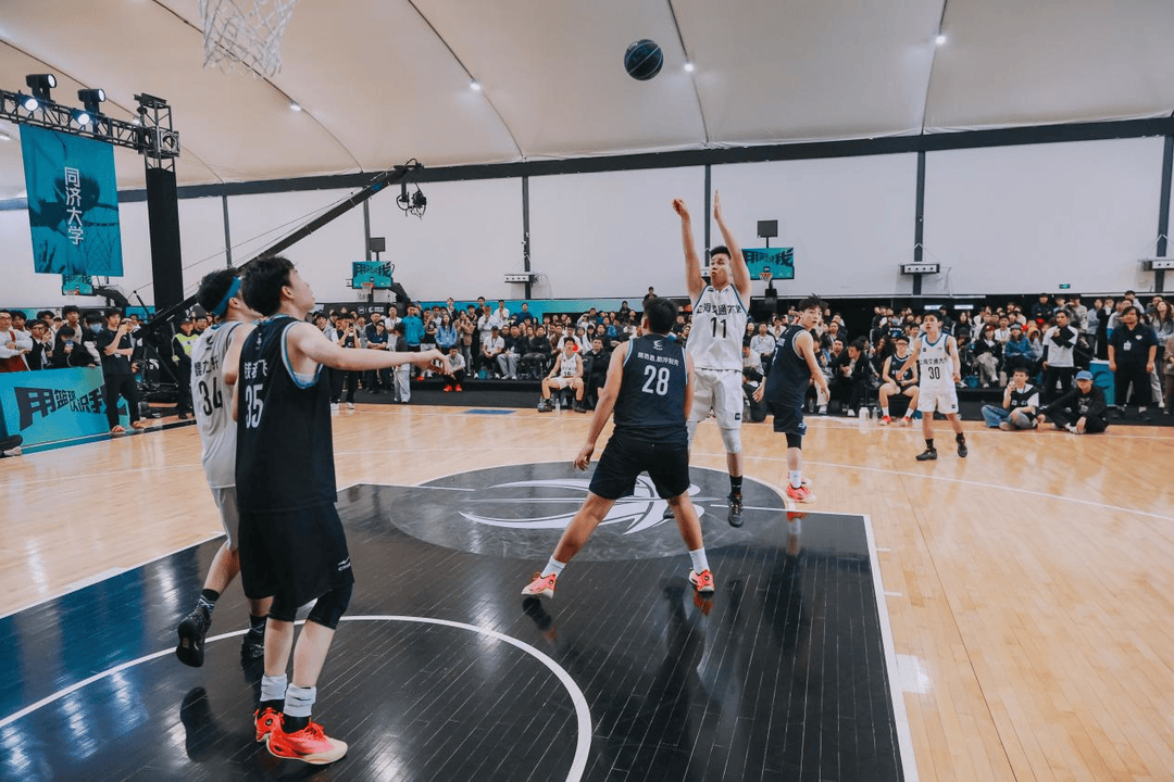 复旦、交大、同济等八大高校集结<strong></p>
<p>欧易okex</strong>,得物App“新生杯”篮球赛首战上海