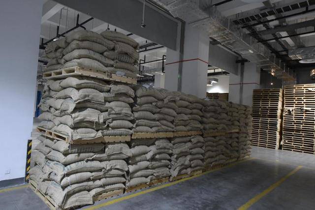 四中全会精神在基层丨记者手记:不产一粒生豆<strong></p>
<p>欧易okex</strong>,昆山何以打造千亿元级咖啡产业?