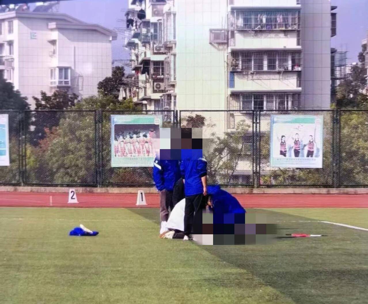 南京一学生在运动会上跑200米时倒地去世<strong></p>
<p>欧易更新</strong>，官方：深感痛心，已与亲属沟通妥善处理