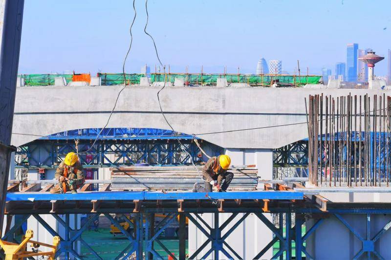 直达首都机场<strong></p>
<p>欧易老板</strong>！ 北京亮马河北路施工加速推进