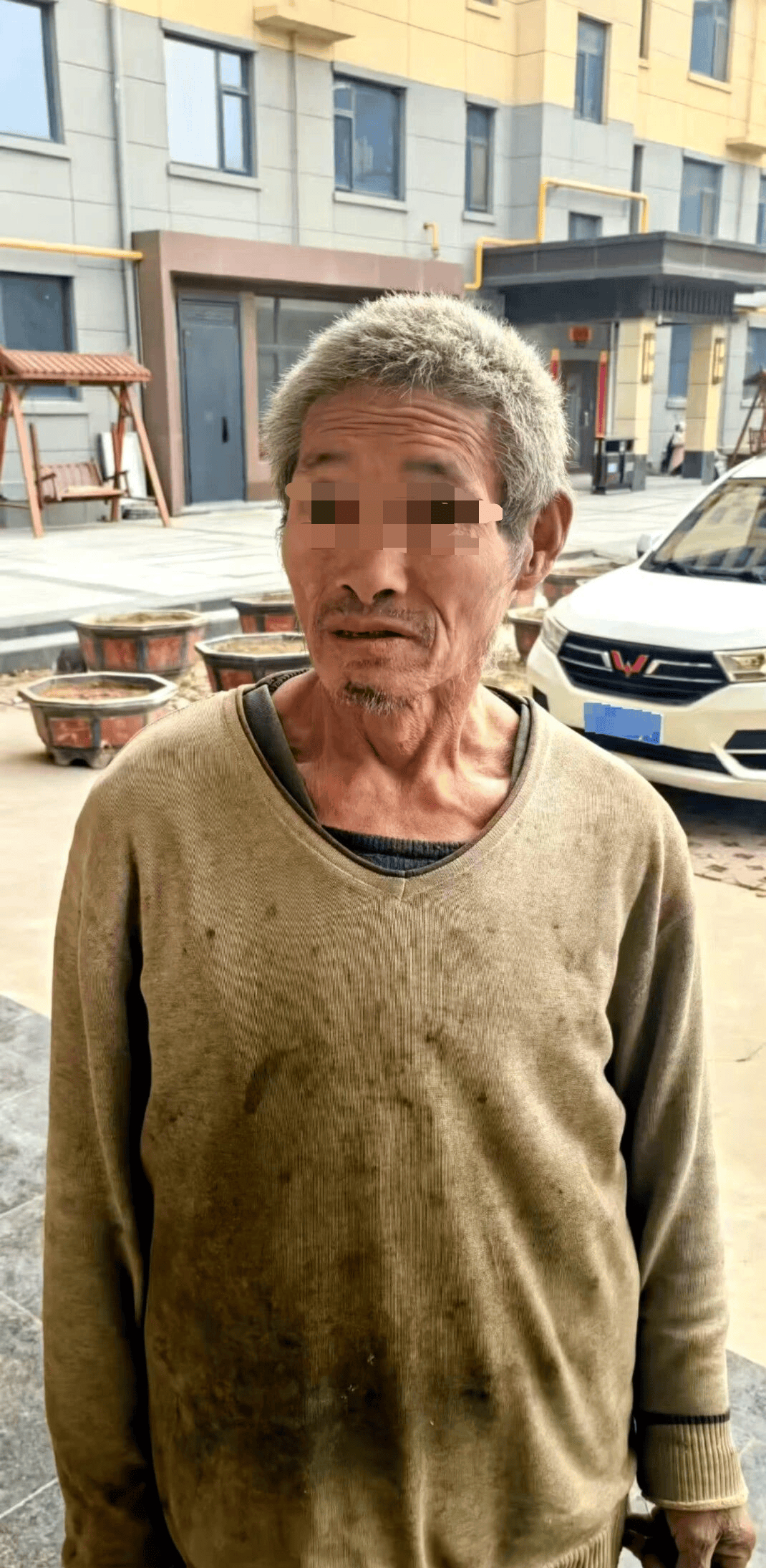 男子一次性收到11年工资38万元<strong></p>
<p>欧易靠谱吗</strong>,老板曾辩称“路遇乞讨好心收留,属自愿劳动”