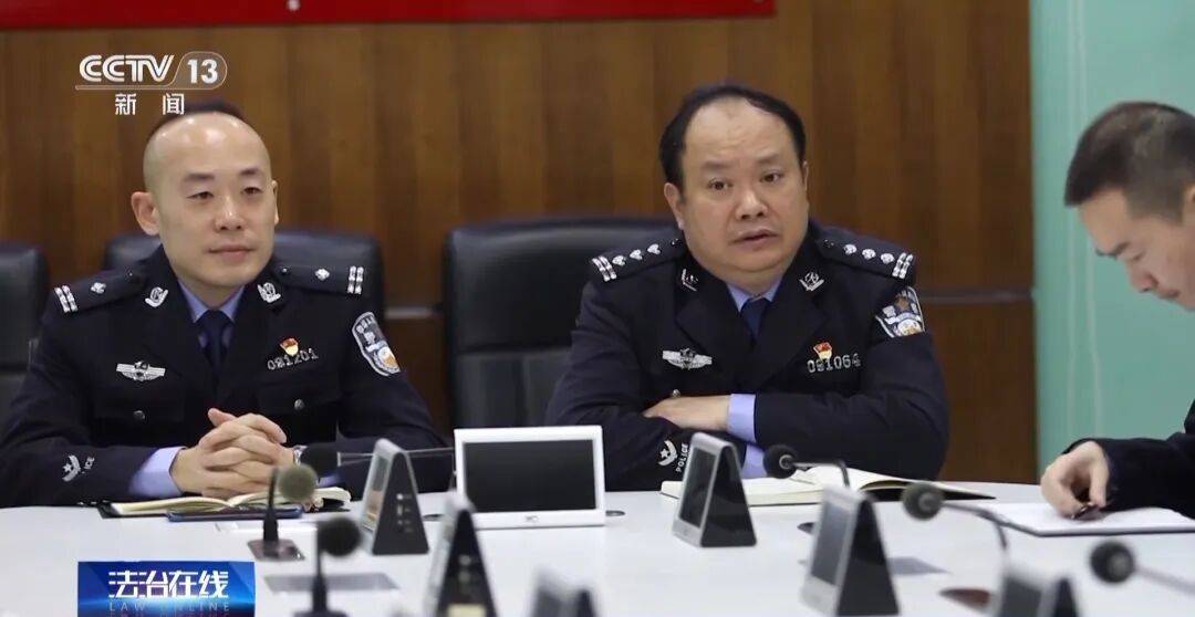 广州南站<strong></p>
<p>数字货币交易平台</strong>,一男子频繁“上厕所”,被警方盯上