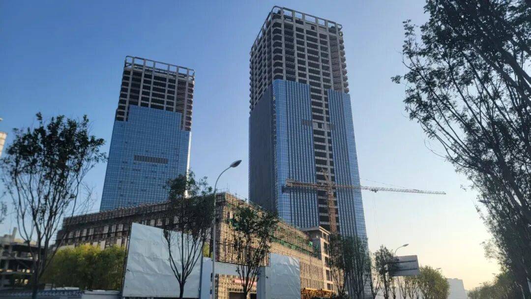 西安地标“双子塔”荒芜十年<strong></p>
<p>数字货币app</strong>，7.48亿起拍