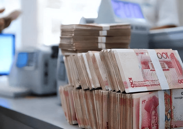 存款利率“冰火两重天”，你手中的存款何去何从？