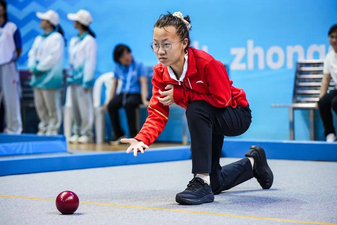 喜报:<strong></p>
<p>数字货币交易所</strong>我市特奥滚球队在全国残运会上斩获1金1银5铜