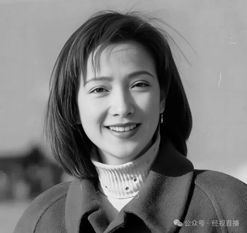 “何晴告别仪式”不公开对外吊唁,好友:她本想跟李雪健一样,战胜病魔,走回舞台