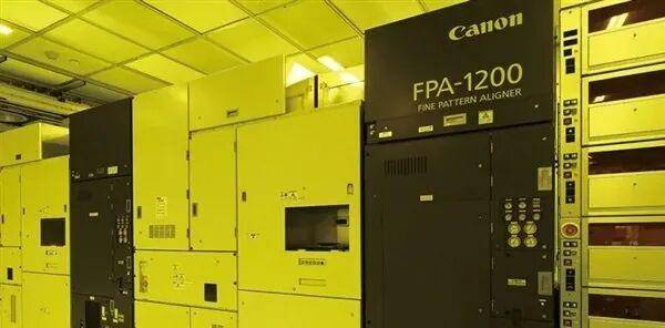 1.4nm制程<strong></p>
<p>数字货币交易</strong>!纳米压印技术突破